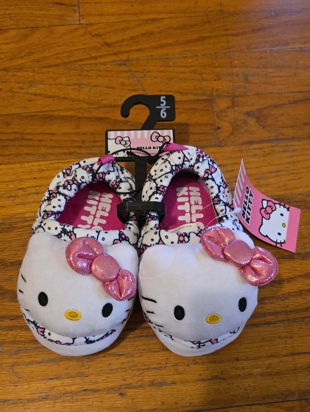 Hello Kitty Girls' Pink Bow Plush Slip-On Shoes - Kids